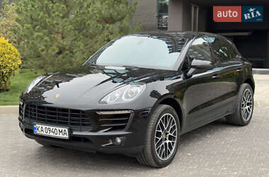 Внедорожник / Кроссовер Porsche Macan 2015 в 