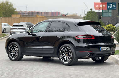 Внедорожник / Кроссовер Porsche Macan 2015 в 