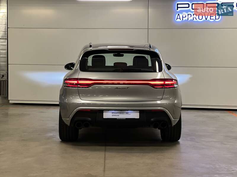 Внедорожник / Кроссовер Porsche Macan 2024 в Киеве