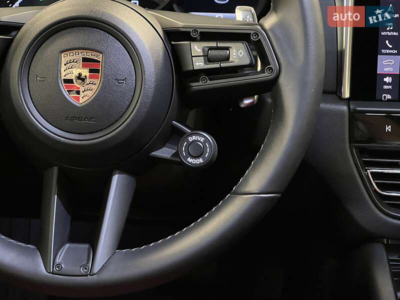 Внедорожник / Кроссовер Porsche Macan 2024 в Киеве
