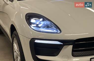 Внедорожник / Кроссовер Porsche Macan 2024 в 