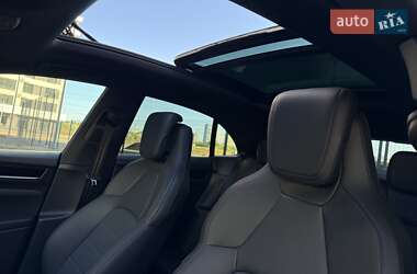 Внедорожник / Кроссовер Porsche Macan 2024 в 