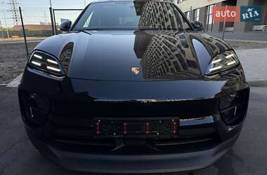 Внедорожник / Кроссовер Porsche Macan 2024 в 