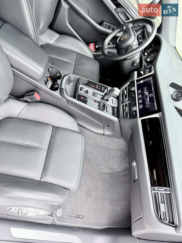Позашляховик / Кросовер Porsche Macan 2022 в Києві фото 13 Позашляховик / Кросовер Porsche Macan 2022 в Києві