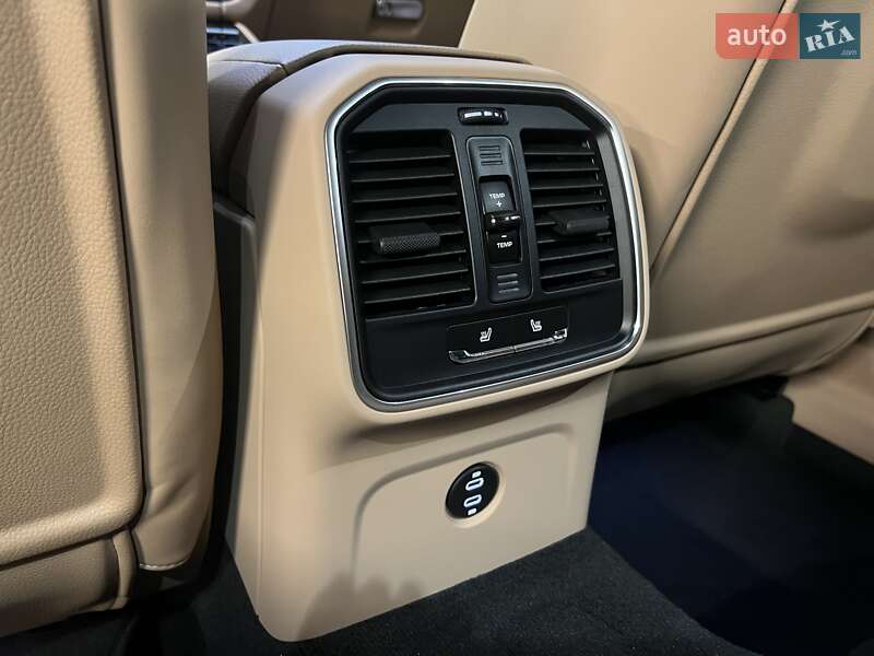 Позашляховик / Кросовер Porsche Macan 2024 в Києві фото 44 Позашляховик / Кросовер Porsche Macan 2024 в Києві