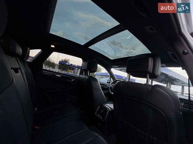 Внедорожник / Кроссовер Porsche Macan 2021 в Запорожье