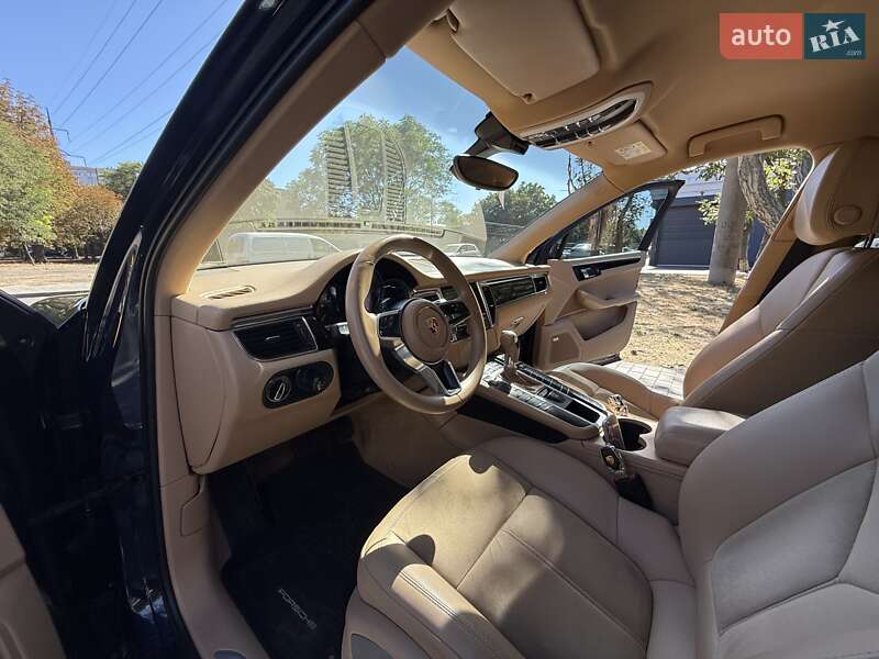 Внедорожник / Кроссовер Porsche Macan 2014 в Одессе