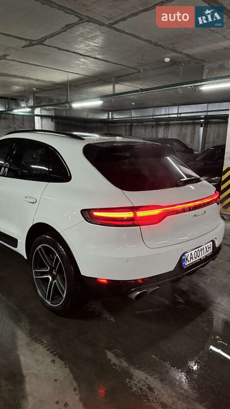 Внедорожник / Кроссовер Porsche Macan 2019 в Киеве