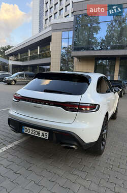 Внедорожник / Кроссовер Porsche Macan 2021 в 