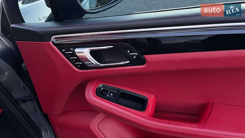 Внедорожник / Кроссовер Porsche Macan 2014 в Хмельницком