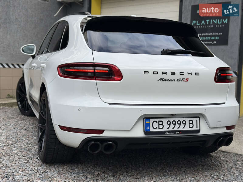 Внедорожник / Кроссовер Porsche Macan 2017 в Киеве