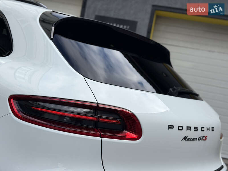 Внедорожник / Кроссовер Porsche Macan 2017 в Киеве