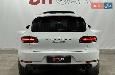 Внедорожник / Кроссовер Porsche Macan 2017 в 