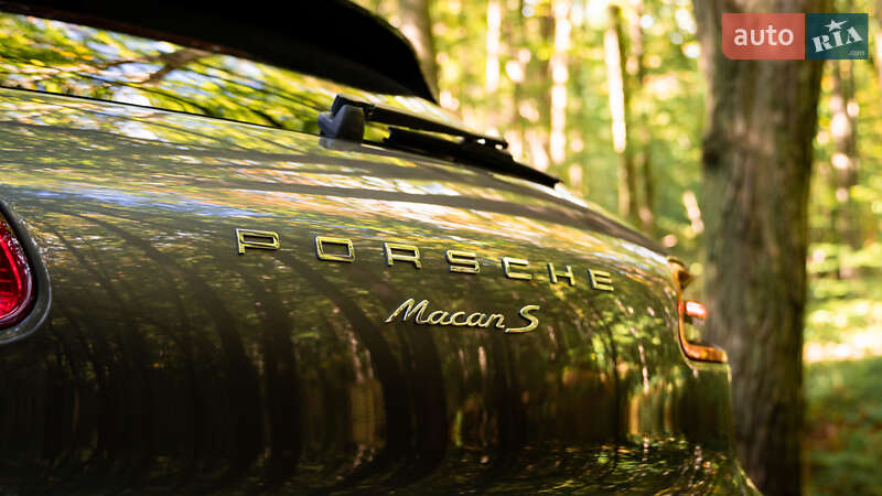 Внедорожник / Кроссовер Porsche Macan 2015 в Львове