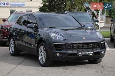 Внедорожник / Кроссовер Porsche Macan 2018 в 