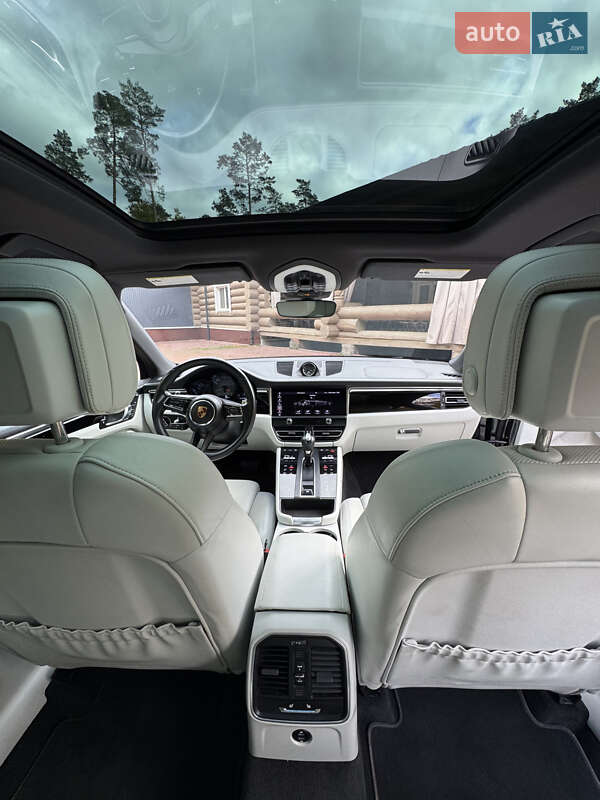 Внедорожник / Кроссовер Porsche Macan 2022 в Хмельнике