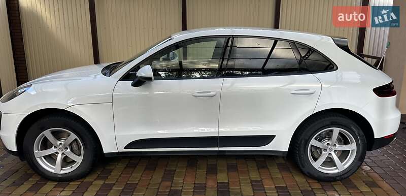 Позашляховик / Кросовер Porsche Macan 2017 в Києві