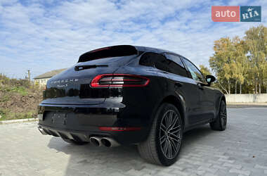 Внедорожник / Кроссовер Porsche Macan 2015 в Черновцах