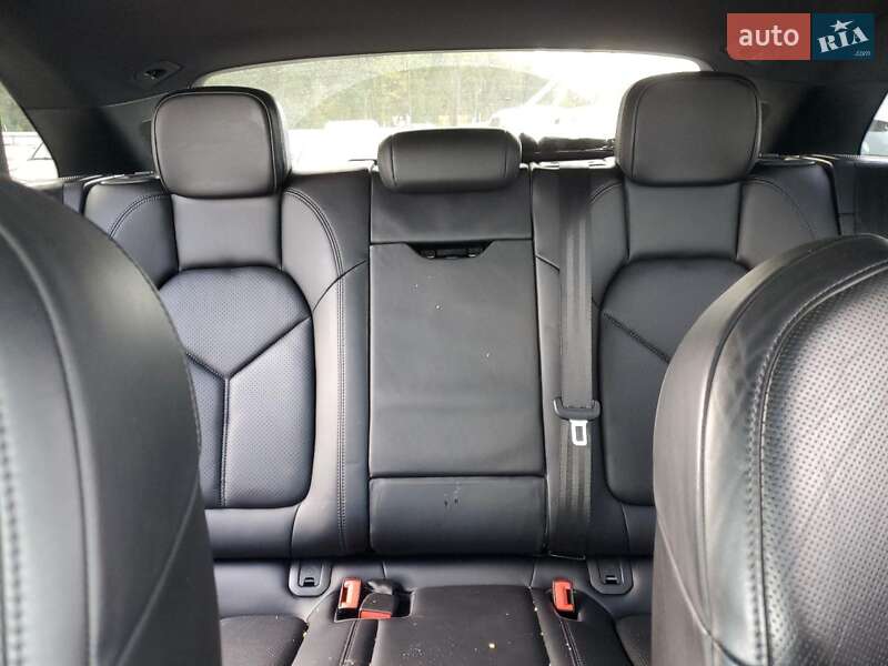 Позашляховик / Кросовер Porsche Macan 2016 в Львові фото 10 Позашляховик / Кросовер Porsche Macan 2016 в Львові