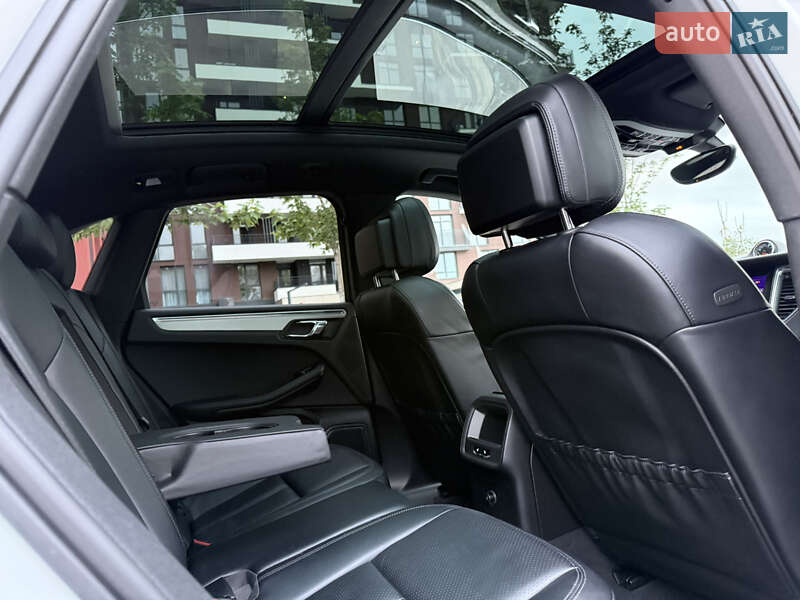 Внедорожник / Кроссовер Porsche Macan 2014 в Виннице