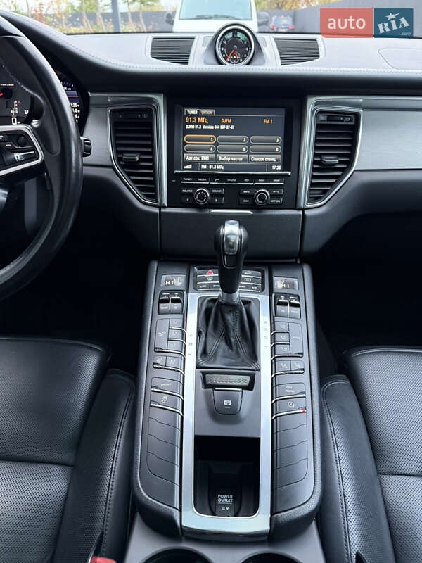 Внедорожник / Кроссовер Porsche Macan 2014 в Виннице