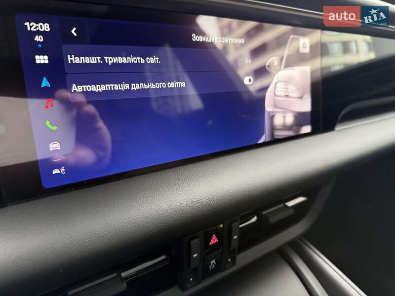 Позашляховик / Кросовер Porsche Macan 2024 в Києві