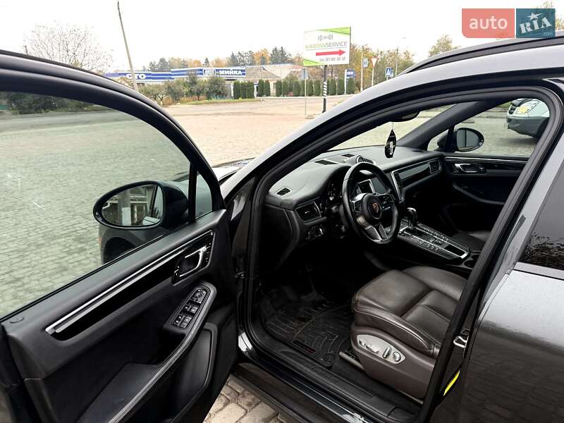 Позашляховик / Кросовер Porsche Macan 2016 в Умані фото 3 Позашляховик / Кросовер Porsche Macan 2016 в Умані
