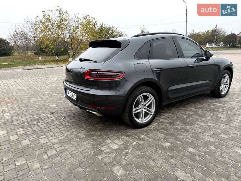 Позашляховик / Кросовер Porsche Macan 2016 в Умані фото 9 Позашляховик / Кросовер Porsche Macan 2016 в Умані