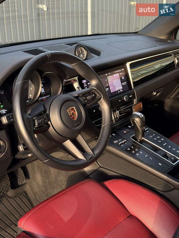 Позашляховик / Кросовер Porsche Macan 2023 в Рівному фото 8 Позашляховик / Кросовер Porsche Macan 2023 в Рівному