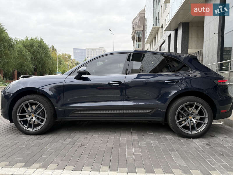 Внедорожник / Кроссовер Porsche Macan 2023 в Киеве