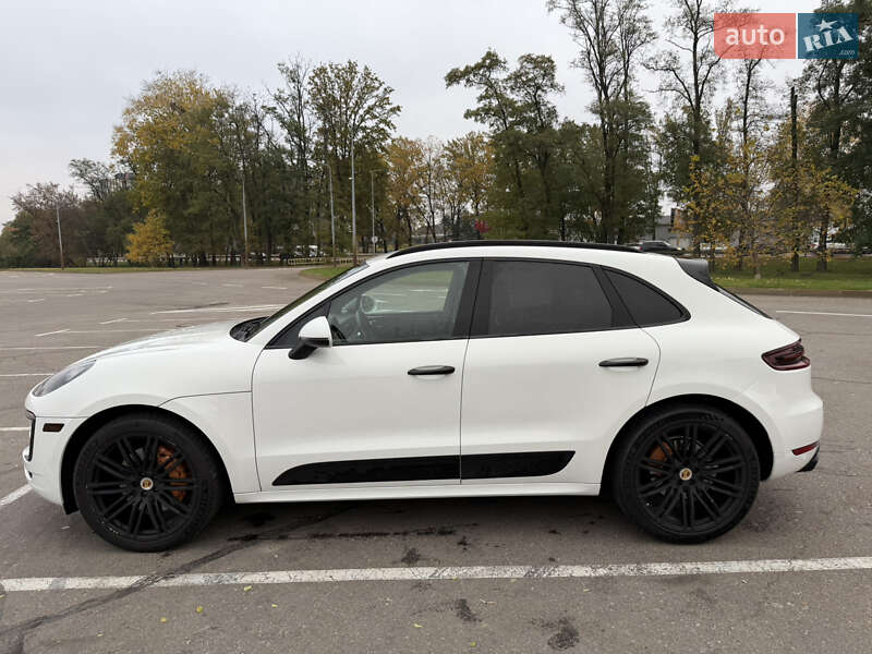 Внедорожник / Кроссовер Porsche Macan 2016 в Киеве