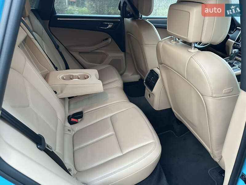 Позашляховик / Кросовер Porsche Macan 2018 в Одесі фото 39 Позашляховик / Кросовер Porsche Macan 2018 в Одесі