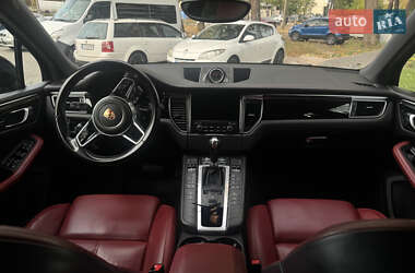 Внедорожник / Кроссовер Porsche Macan 2018 в Киеве
