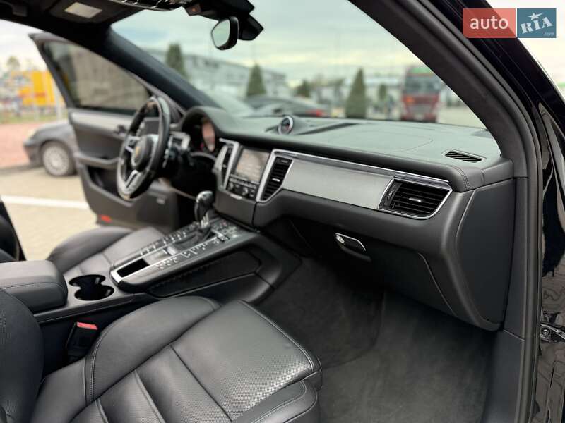 Внедорожник / Кроссовер Porsche Macan 2015 в Днепре