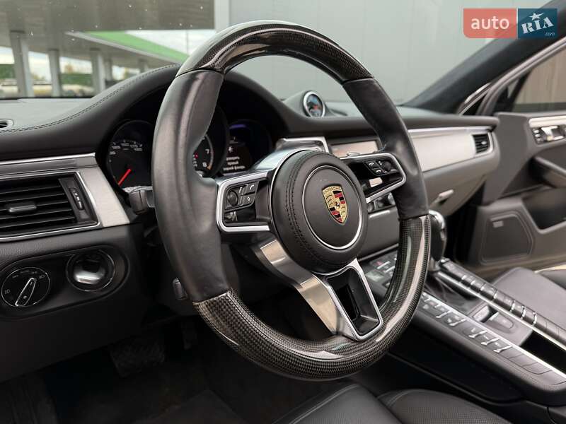 Внедорожник / Кроссовер Porsche Macan 2015 в Днепре