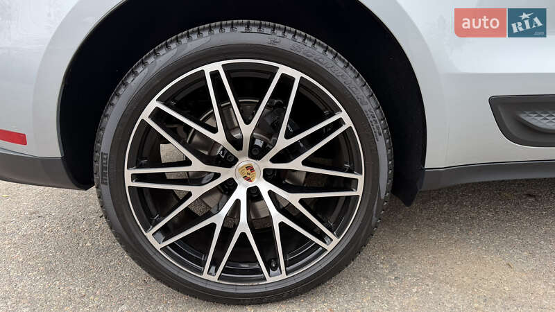 Позашляховик / Кросовер Porsche Macan 2023 в Харкові