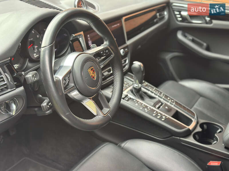Внедорожник / Кроссовер Porsche Macan 2021 в Киеве фото 12 Внедорожник / Кроссовер Porsche Macan 2021 в Киеве