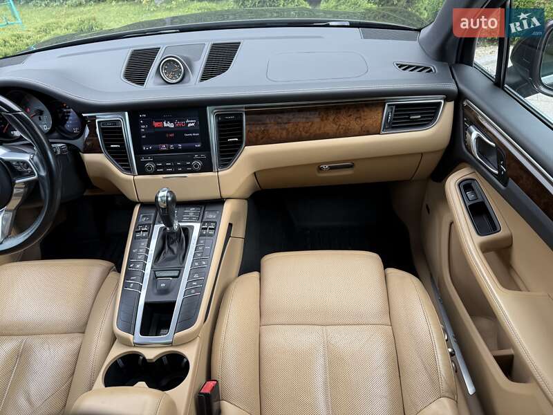 Внедорожник / Кроссовер Porsche Macan 2018 в Жовкве