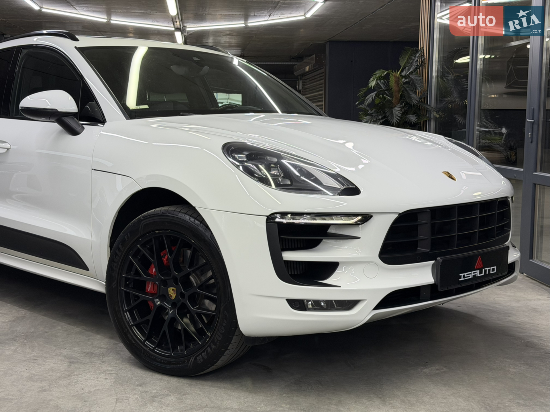 2018 Porsche Macan - мініатюра 4