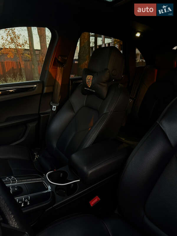 Позашляховик / Кросовер Porsche Macan 2019 в Софіївській Борщагівці