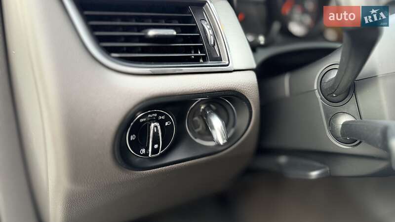 Позашляховик / Кросовер Porsche Macan 2016 в Києві фото 27 Позашляховик / Кросовер Porsche Macan 2016 в Києві