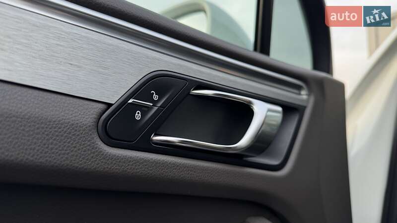 Позашляховик / Кросовер Porsche Macan 2016 в Києві фото 43 Позашляховик / Кросовер Porsche Macan 2016 в Києві