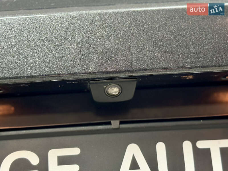 Внедорожник / Кроссовер Porsche Macan 2016 в Киеве фото 34 Внедорожник / Кроссовер Porsche Macan 2016 в Киеве