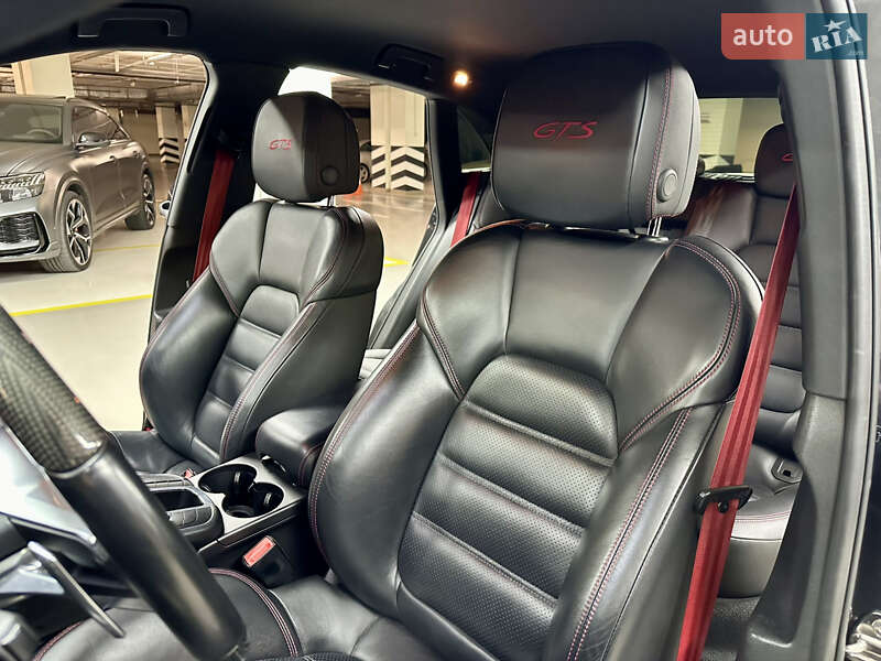 Внедорожник / Кроссовер Porsche Macan 2016 в Киеве фото 38 Внедорожник / Кроссовер Porsche Macan 2016 в Киеве