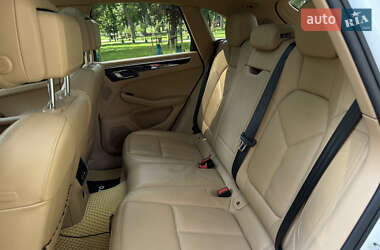 Позашляховик / Кросовер Porsche Macan 2016 в Черкасах