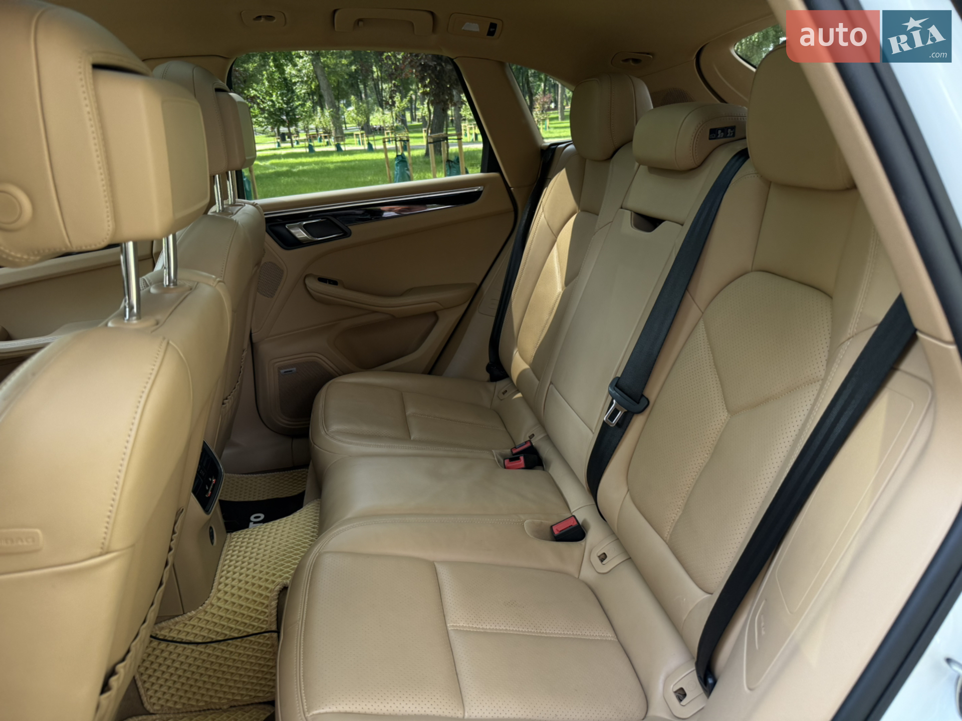 2016 Porsche Macan - мініатюра 25