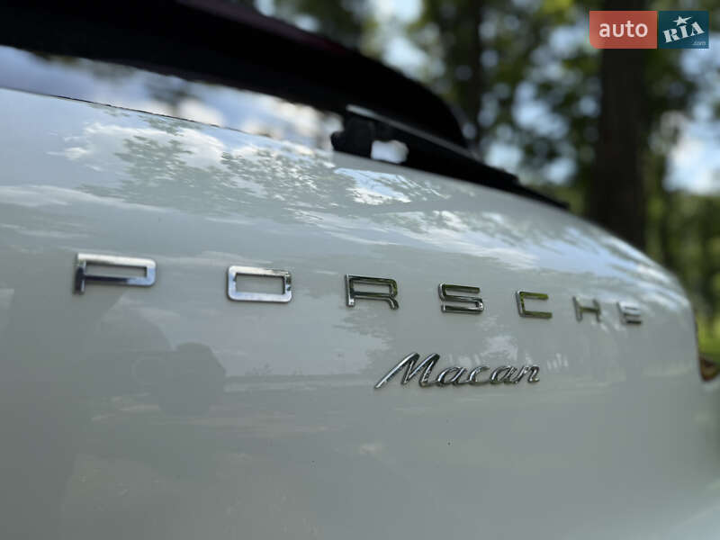 Внедорожник / Кроссовер Porsche Macan 2016 в Черкассах