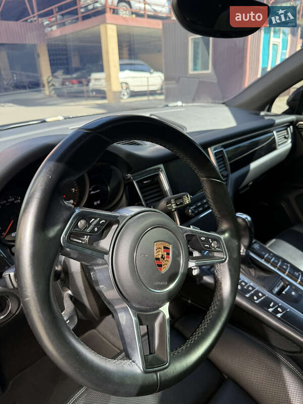 Внедорожник / Кроссовер Porsche Macan 2018 в Одессе фото 3 Внедорожник / Кроссовер Porsche Macan 2018 в Одессе