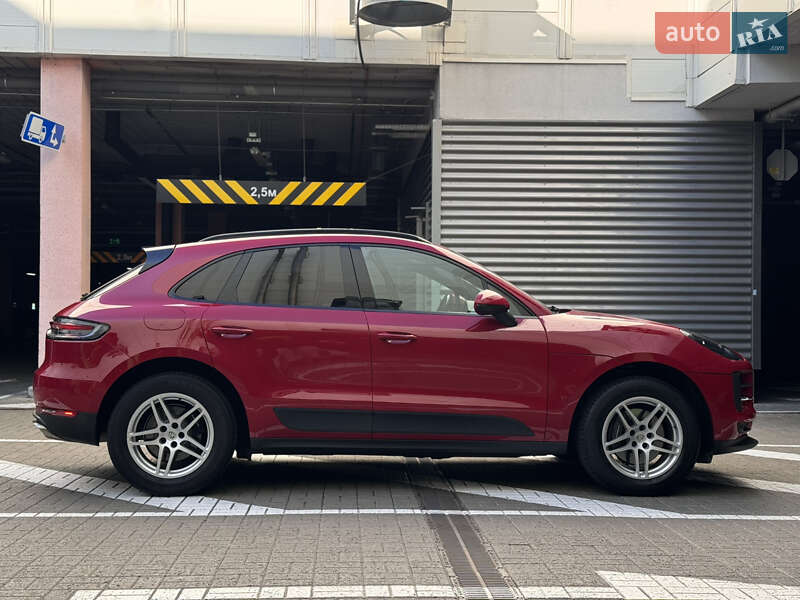 Внедорожник / Кроссовер Porsche Macan 2017 в Киеве фото 11 Внедорожник / Кроссовер Porsche Macan 2017 в Киеве