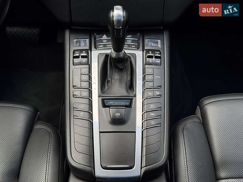 Внедорожник / Кроссовер Porsche Macan 2017 в Киеве фото 30 Внедорожник / Кроссовер Porsche Macan 2017 в Киеве